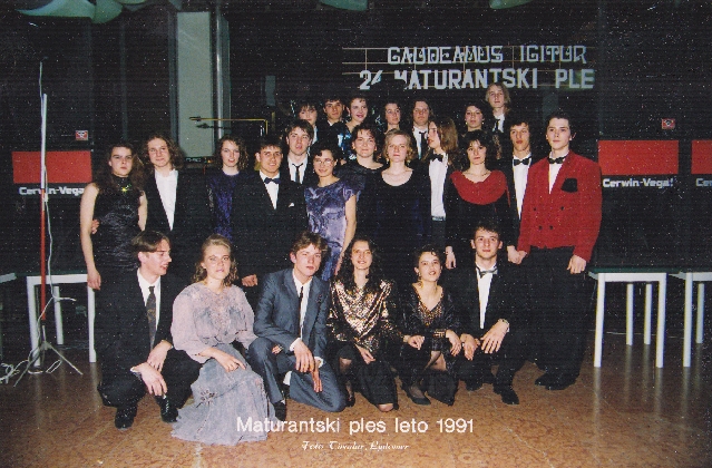 Maturantski ples 4. nm